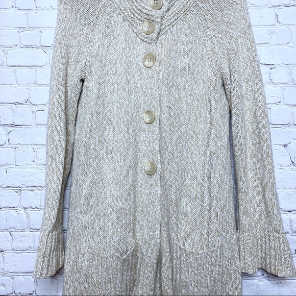 Old Navy Women's Knitted Cardigan Sweater Medium - Picture 3 of 6